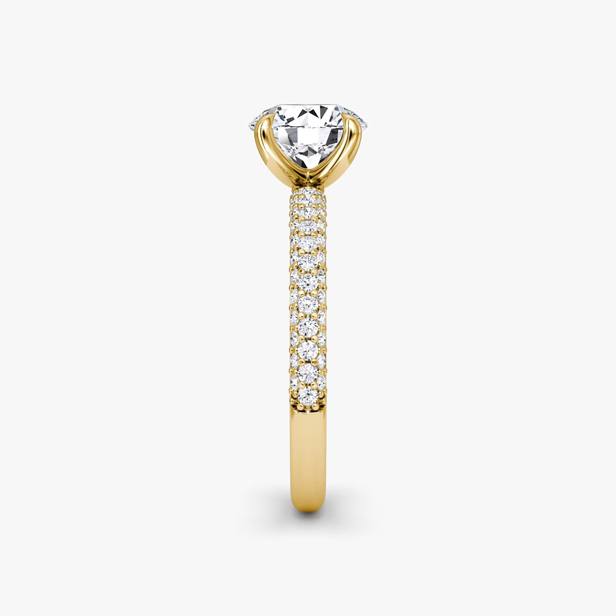 The Luxe Round Diamond Pavé Ring